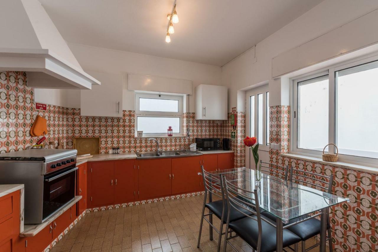 Lovelystay - 3 Bedroom Apartment In 维拉多比斯坡 外观 照片